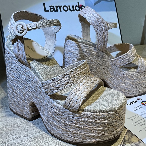 NEW Larroude Carmen 145mm Raffia Platform Sandals Size 9 Natural Beige Open Toe - Picture 3 of 11